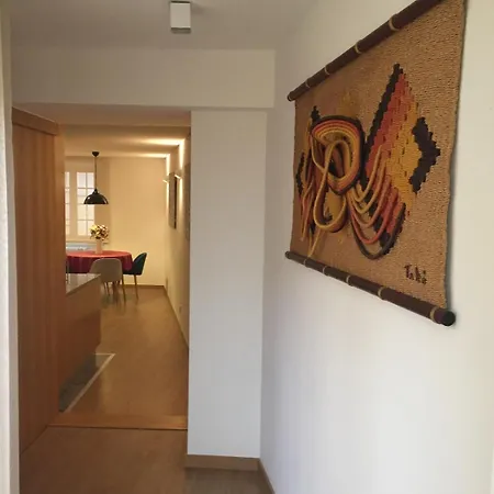 Charming In Chiado With 2 Terraces Διαμέρισμα *
